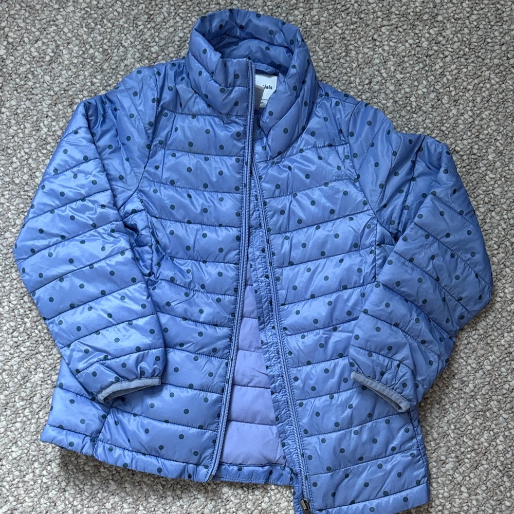 Amazon Essentials Kids Puffer Jacket in Blue with Black Dots